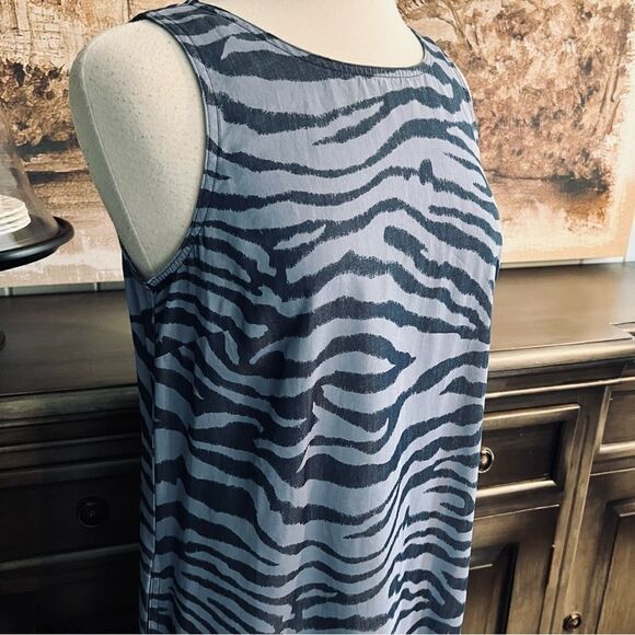 Tommy Bahama Two-tone Blue Casual Midi Dress size Medium - Picture 5 of 9